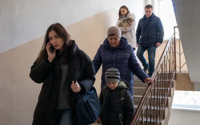 Пожежа після обстрілу: безпечна евакуація та виклик 101